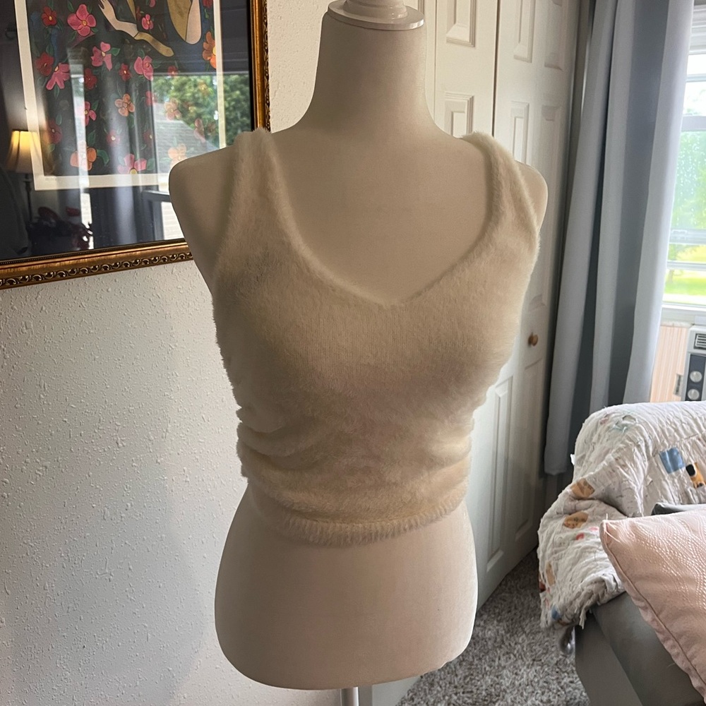 Womens Forever 21 white sweater tank size small NWT